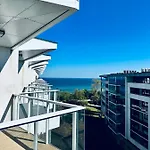 Al-dom De Luxe Z Bocznym Widokiem Na Morze I Miejscem W Hali Garazowej Apartment *