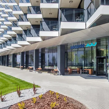 Apartment Al-dom Seaside Z Bocznym Widokiem Na Morze I Miejscem W Hali Garazowej Kolobrzeg