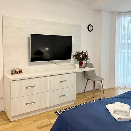 Apartament Al-dom Seaside Z Bocznym Widokiem Na Morze I Miejscem W Hali Garażowej