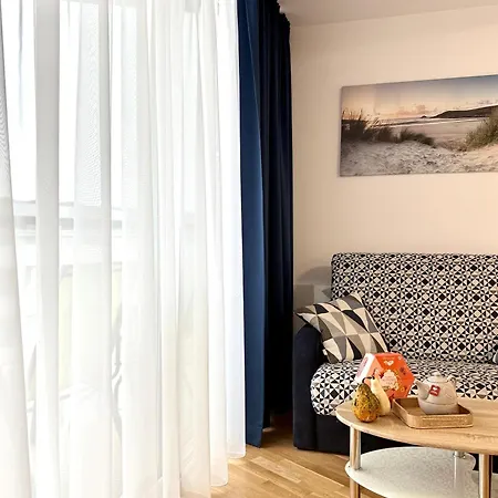 Apartamento Al-dom Seaside Z Bocznym Widokiem Na Morze I Miejscem W Hali Garazowej