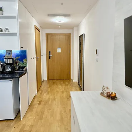 Al-dom Seaside Z Bocznym Widokiem Na Morze I Miejscem W Hali Garazowej Kołobrzeg