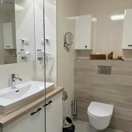 Al-dom Seaside Z Bocznym Widokiem Na Morze I Miejscem W Hali Garazowej Apartamento *