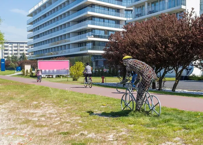 Al-dom Seaside Z Bocznym Widokiem Na Morze I Miejscem W Hali Garażowej * Kołobrzeg