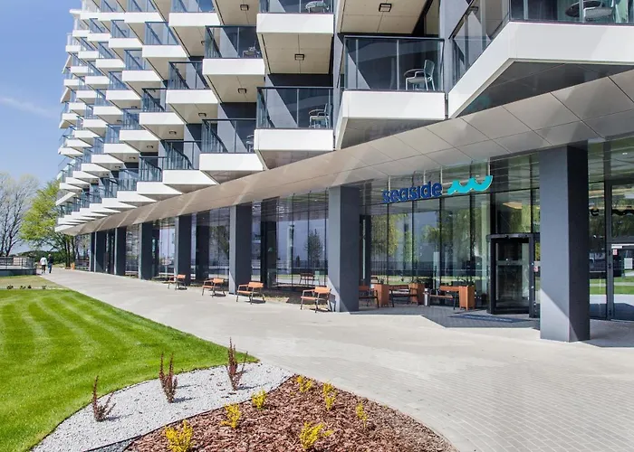 Apartament Al-dom Seaside Z Bocznym Widokiem Na Morze I Miejscem W Hali Garażowej Kołobrzeg