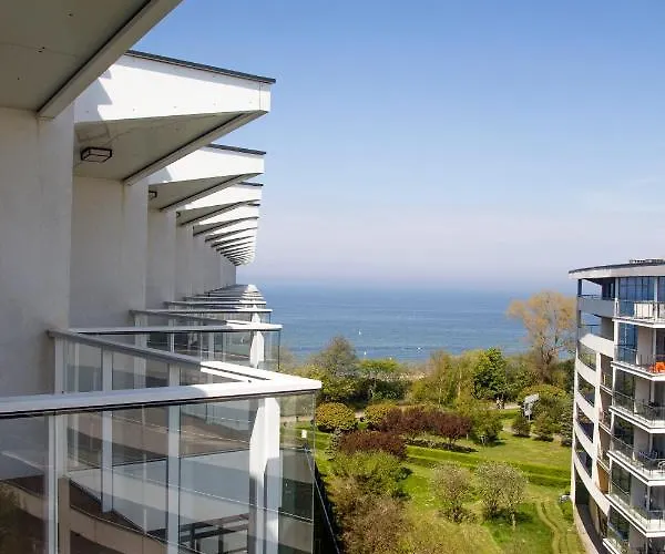 Al-dom Seaside Z Bocznym Widokiem Na Morze I Miejscem W Hali Garażowej Apartament