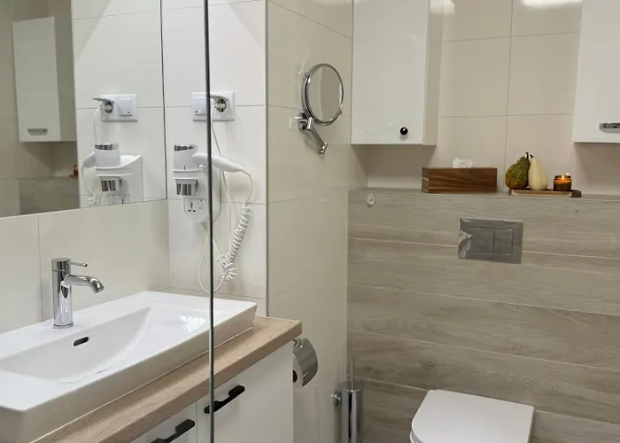 Al-dom Seaside Z Bocznym Widokiem Na Morze I Miejscem W Hali Garażowej Apartament *