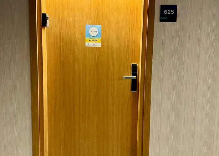 Apartament Al-dom Seaside Z Bocznym Widokiem Na Morze I Miejscem W Hali Garażowej *