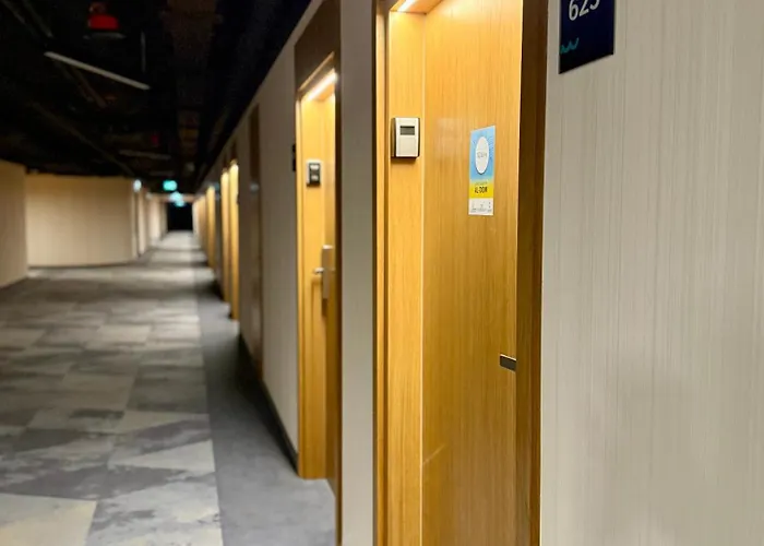 Al-dom Seaside Z Bocznym Widokiem Na Morze I Miejscem W Hali Garażowej Apartament *