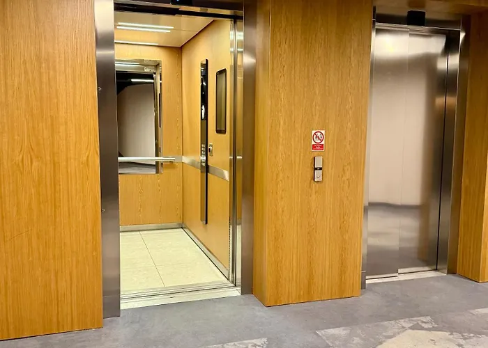 Al-dom Seaside Z Bocznym Widokiem Na Morze I Miejscem W Hali Garażowej Kołobrzeg